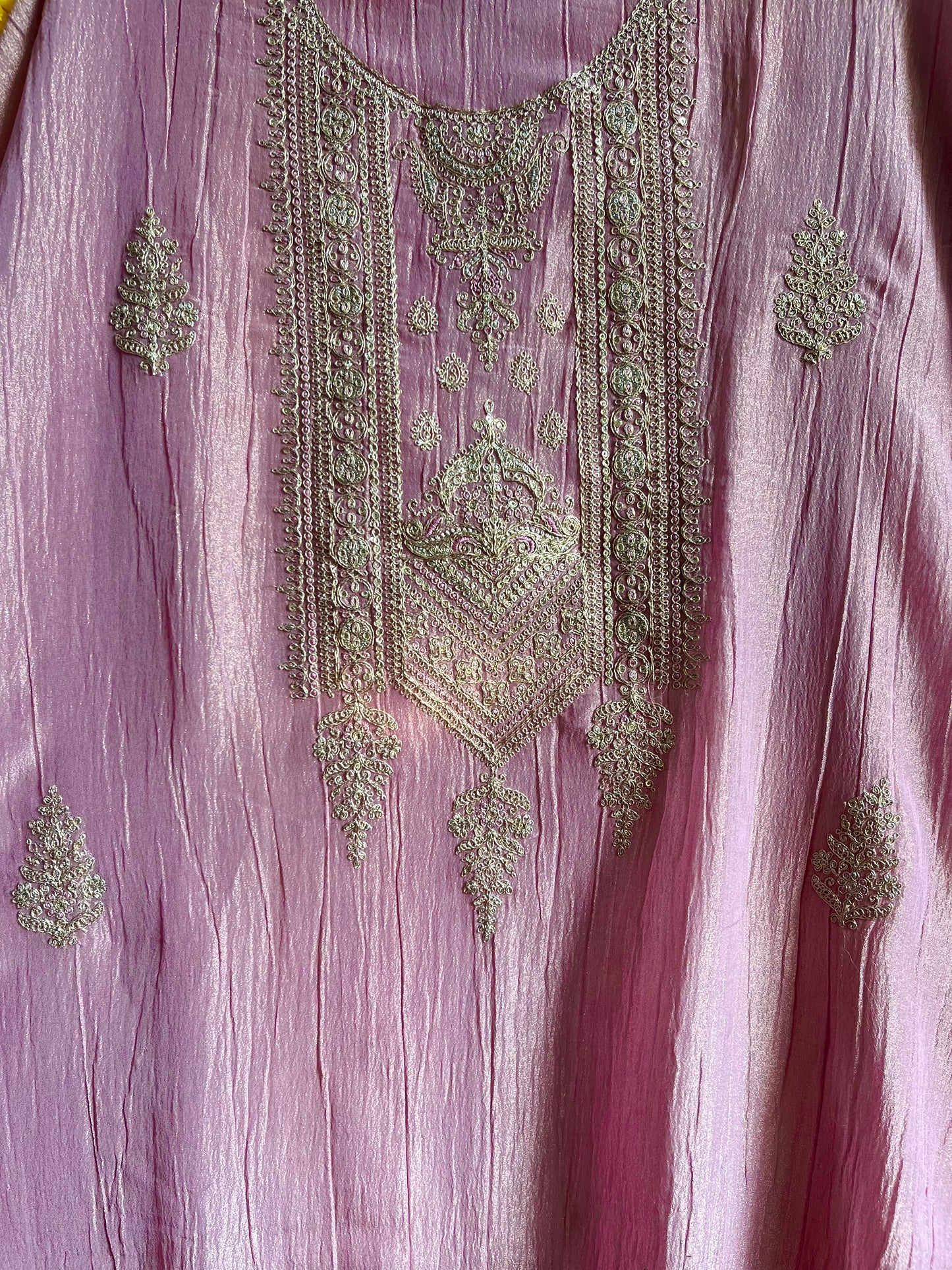 Crush tissue aari work suit