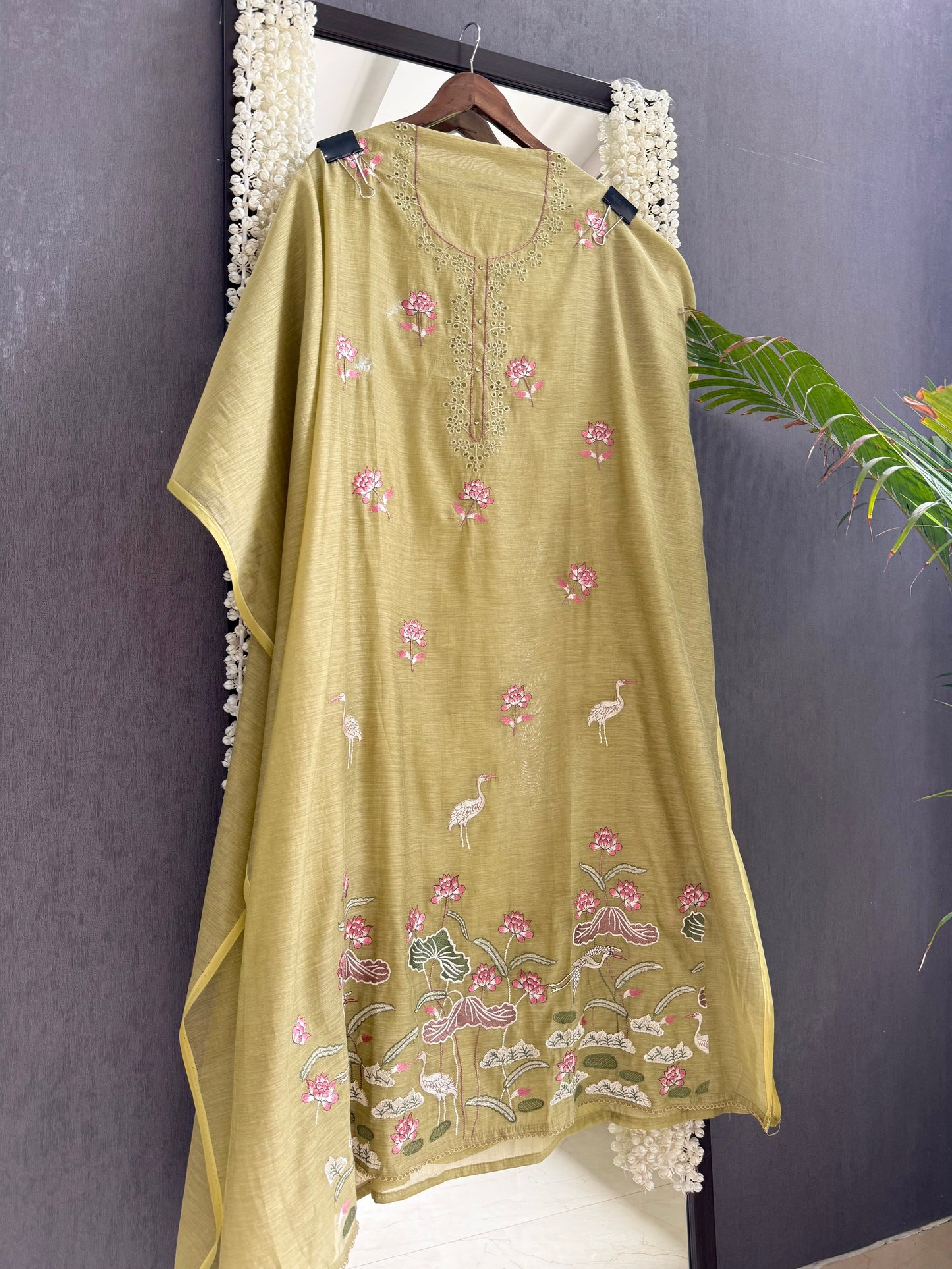 Luxurious Mul chanderi flamingos suit
