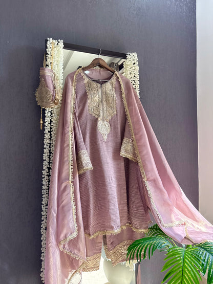 Luxurious crush tissue aari work set