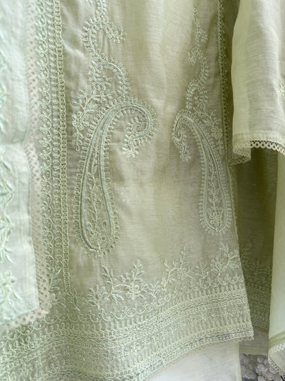 Luxurious Mul chanderi monochromatic threadwork suit