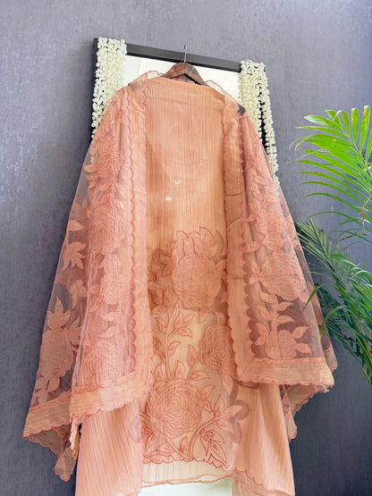 Crush tissue monochromatic appliqué suit
