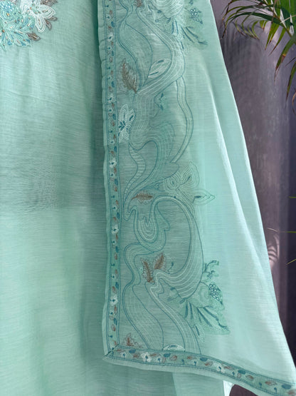 Luxurious Mul chanderi threadwork floral suit