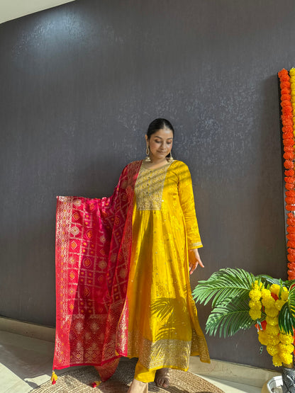 Gharchola Kalidaar Anarkali set