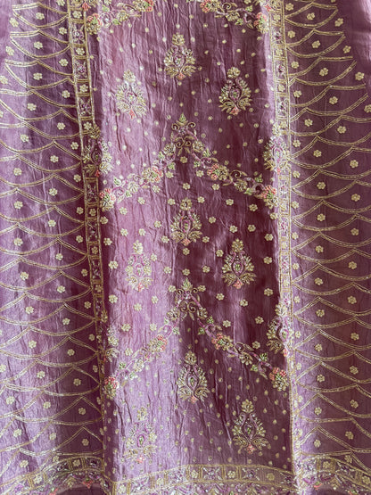 Luxurious Heeramandi suit
