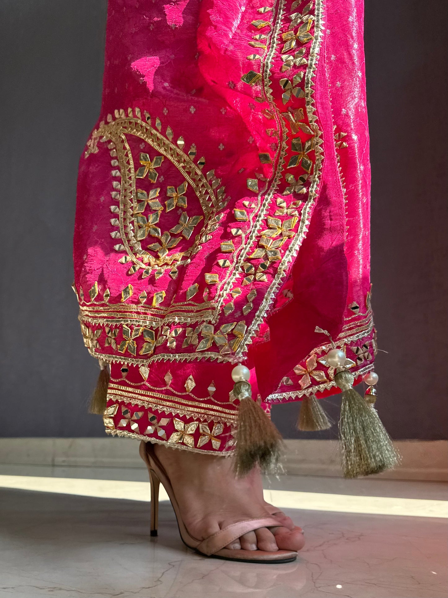 Luxurious ombré kaftan gotapatti set