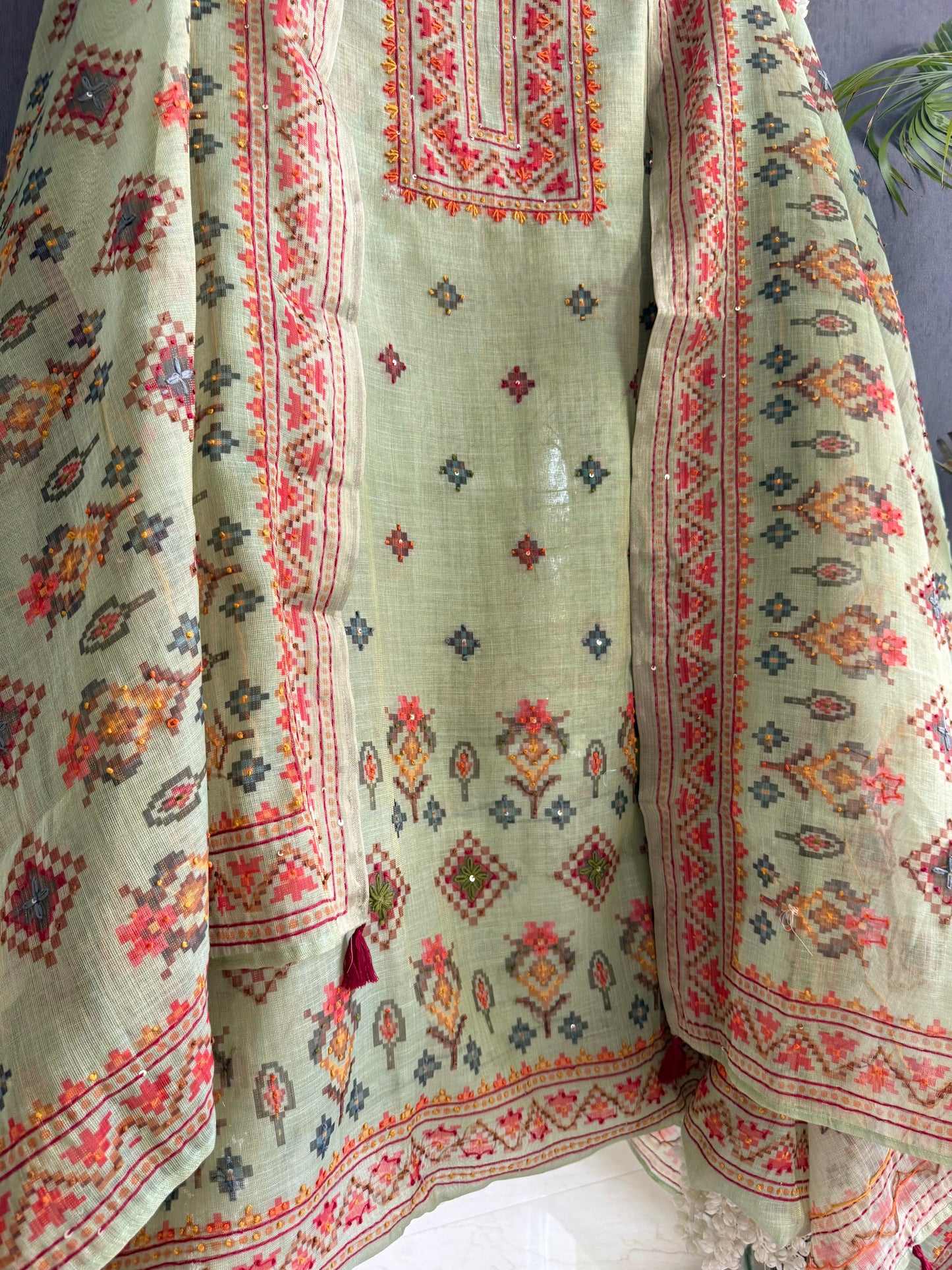 Linen ikkat Frenchknot kantha work suit