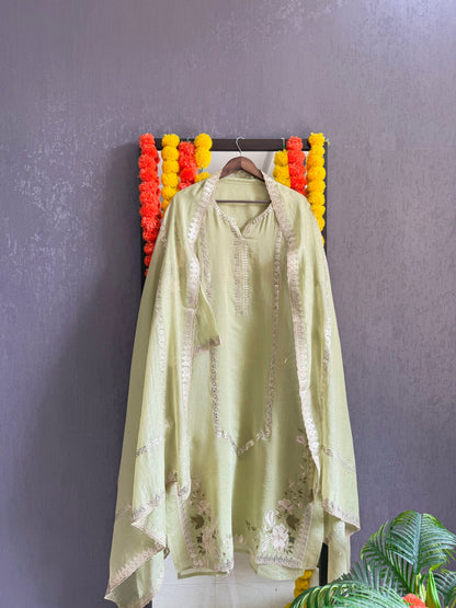 Luxurious Mul chanderi gold appliqué work suit