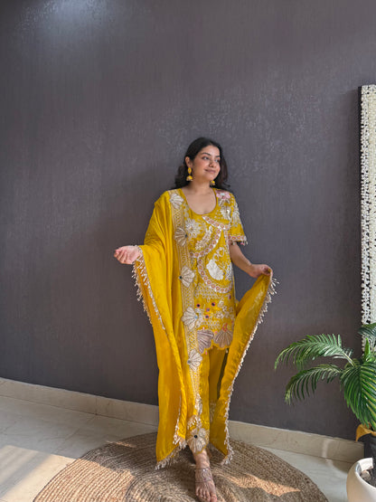 Luxurious raw silk Handwork set