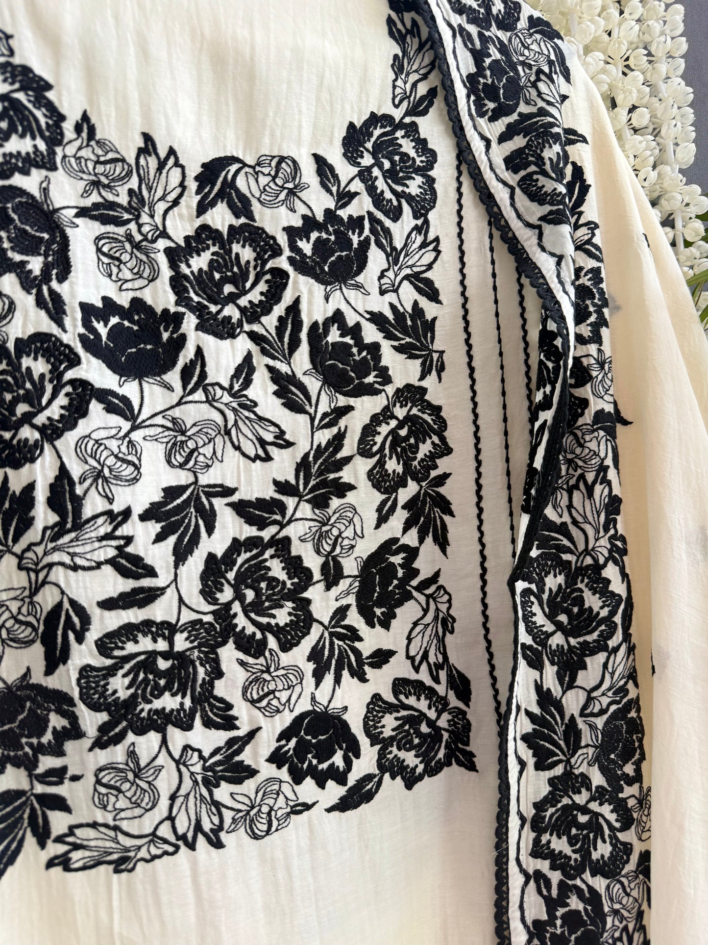Luxurious Mul chanderi Parsi work florals suit