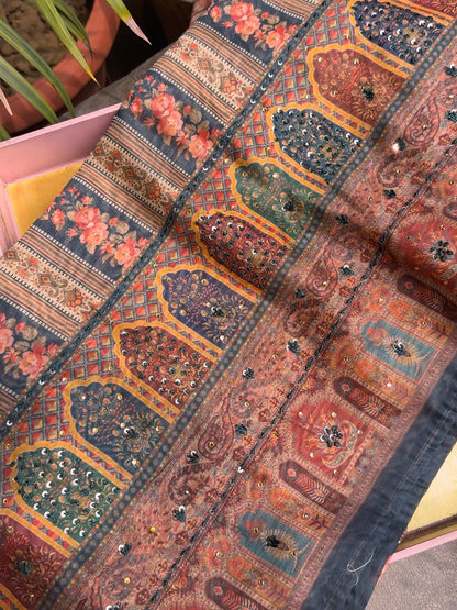Maheshwari floral kantha work Unstitched suit