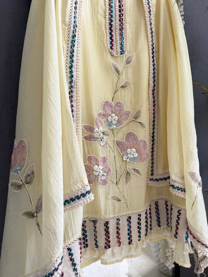 Luxurious Mul chanderi jute handpainted suit