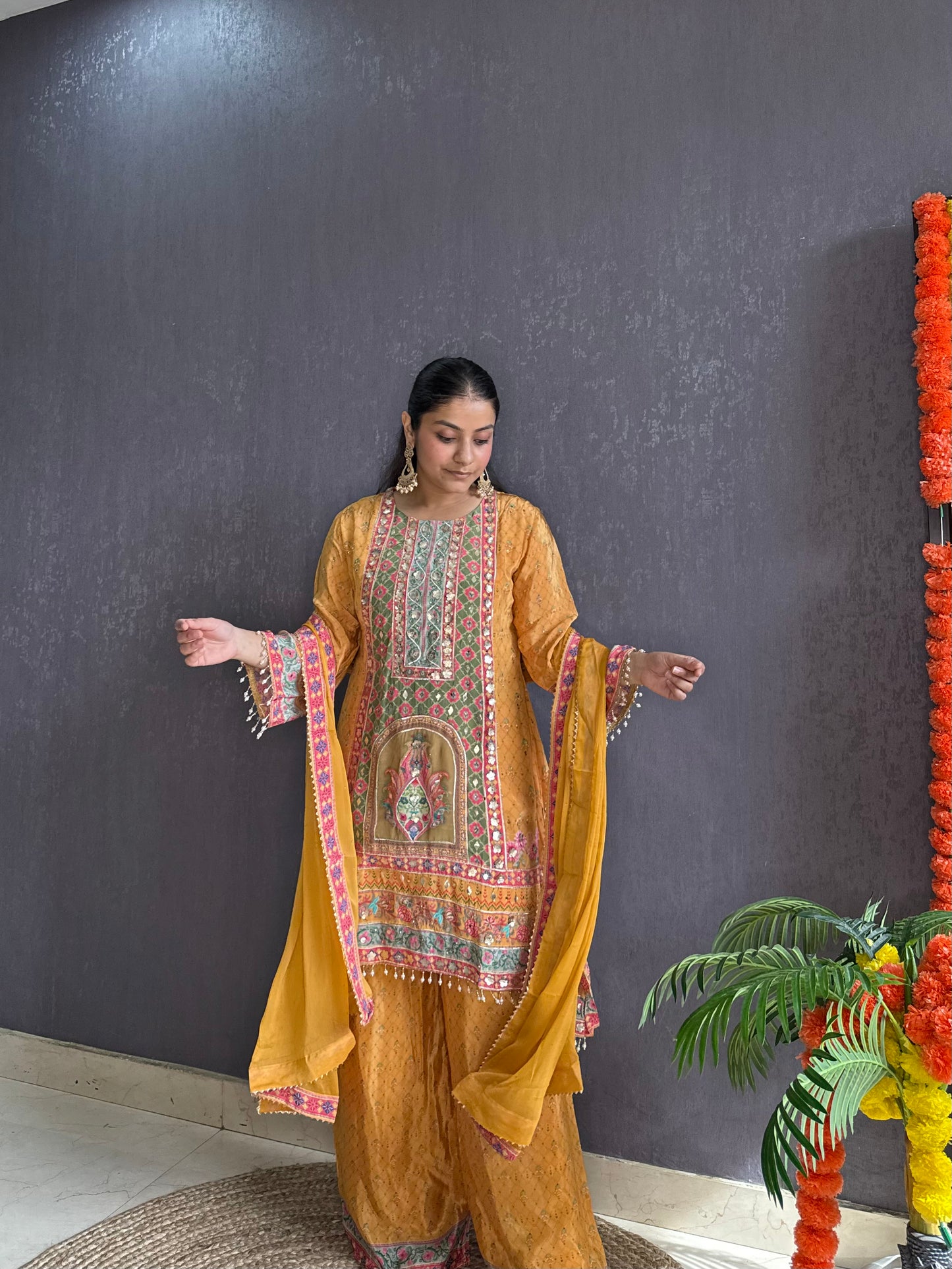 Zari embroidered Pakistani Suit