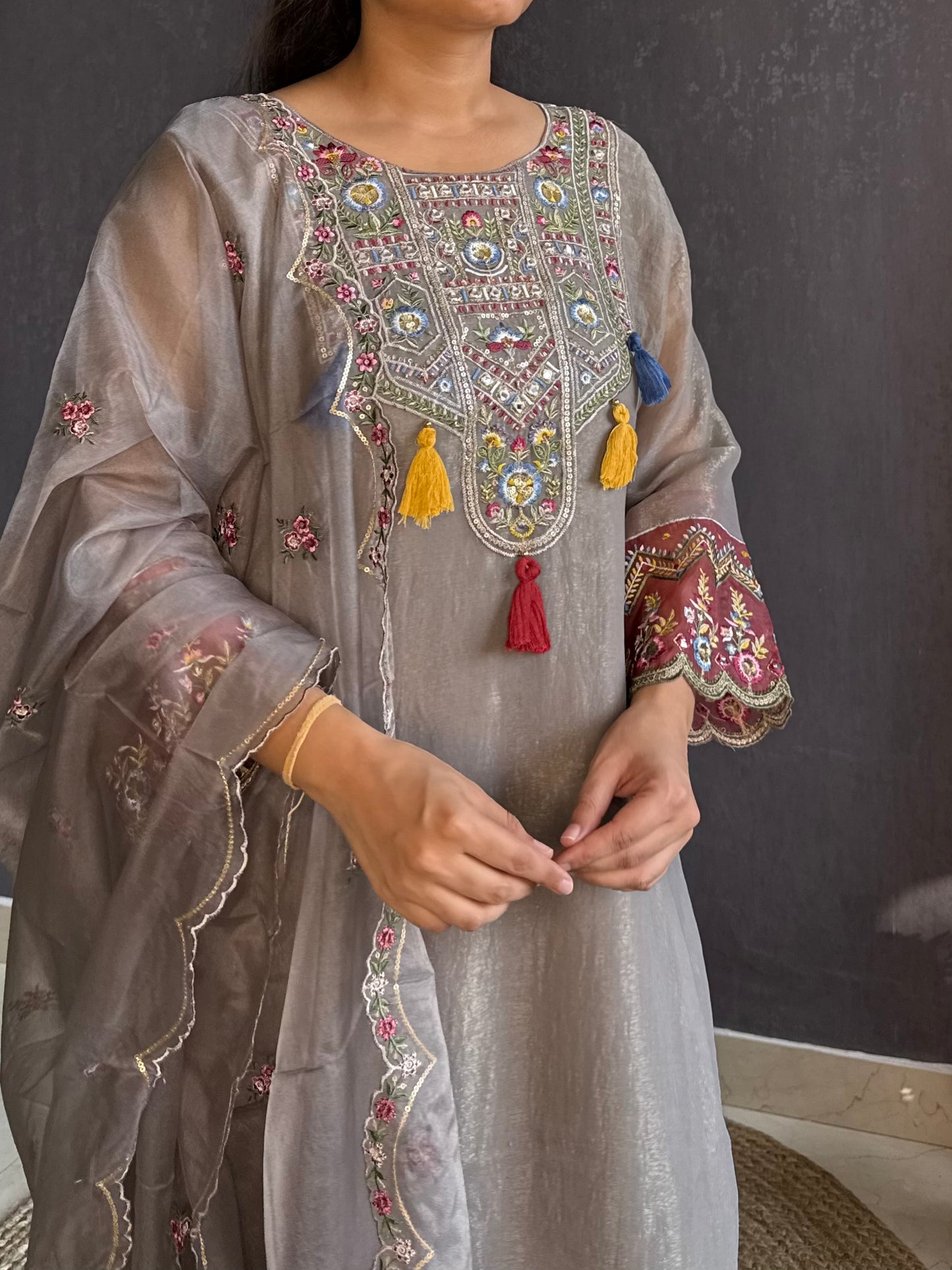 Tissue silk Handwork suit set