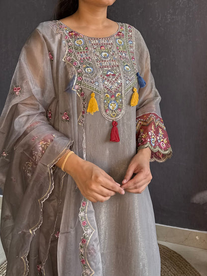 Tissue silk Handwork suit set