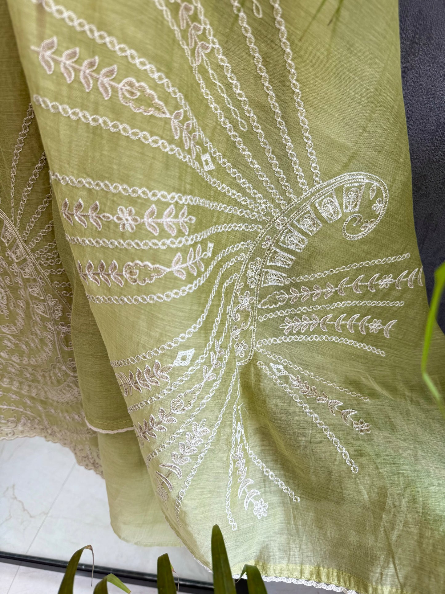 Luxurious Mul chanderi aari work suit