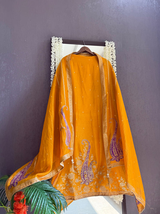 Benarsi zardozi suit
