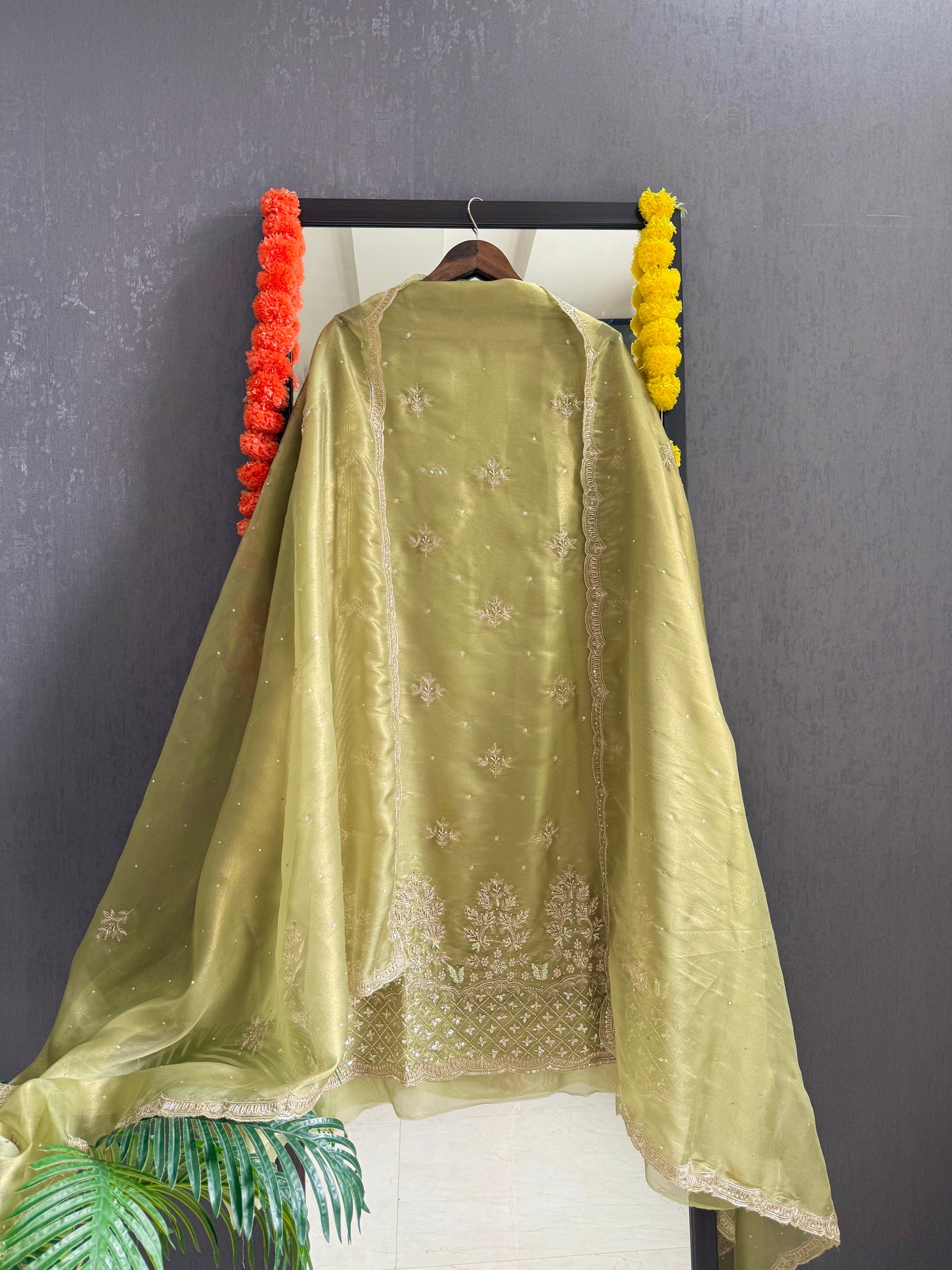 Heeramandi handwork suit
