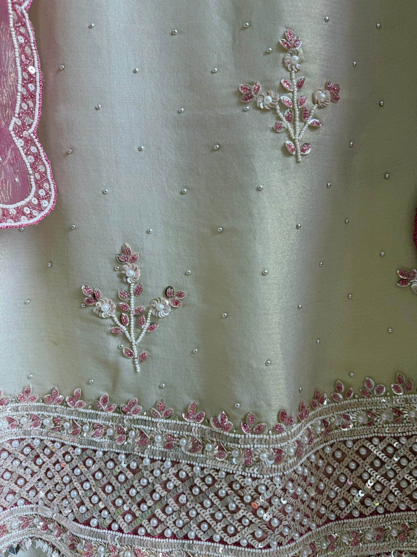 Luxurious dreamy handwork suit