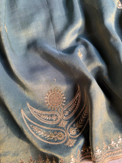 Luxurious Tissue silk suit