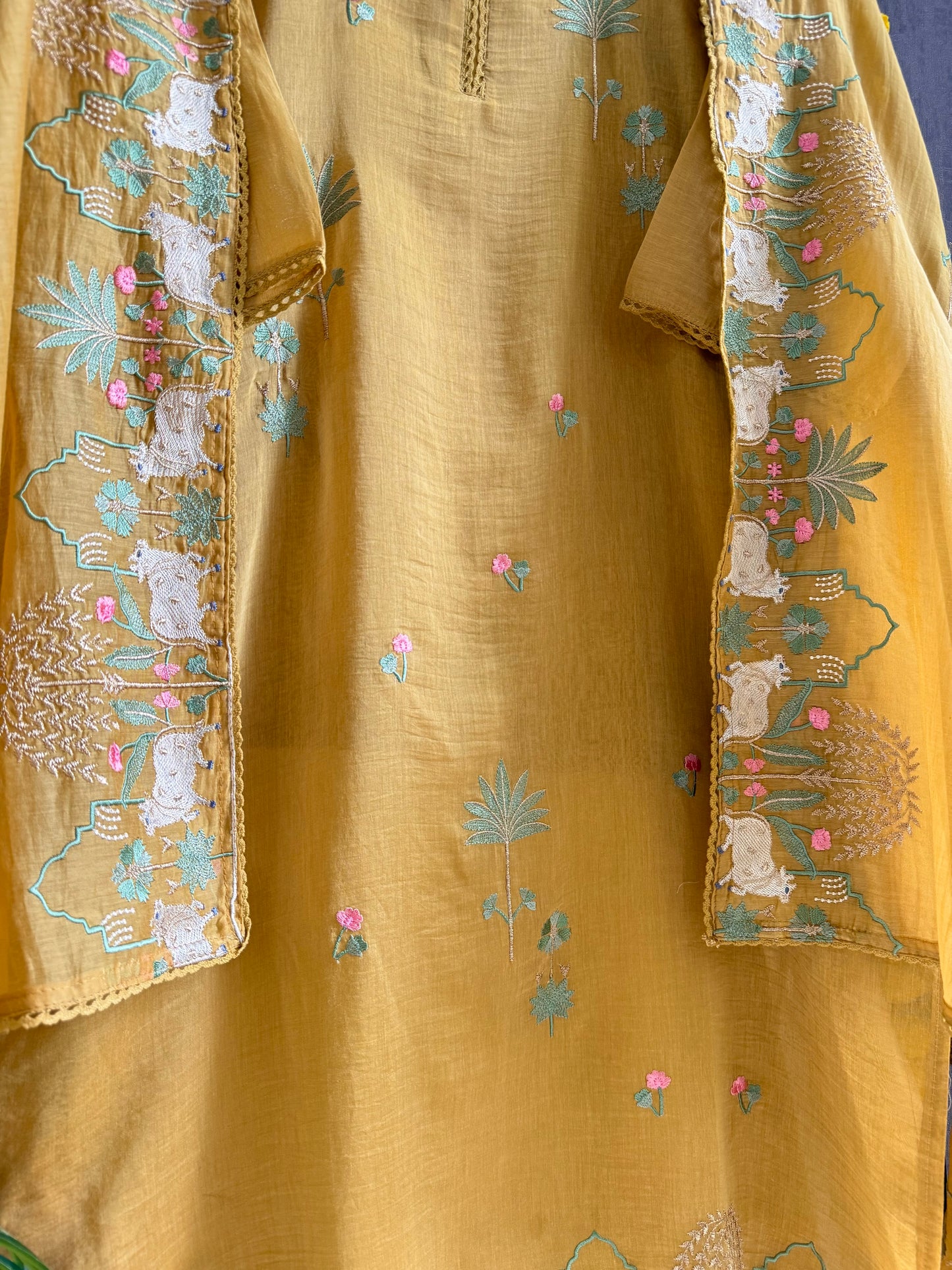 Luxurious Mul chanderi pichwai suit
