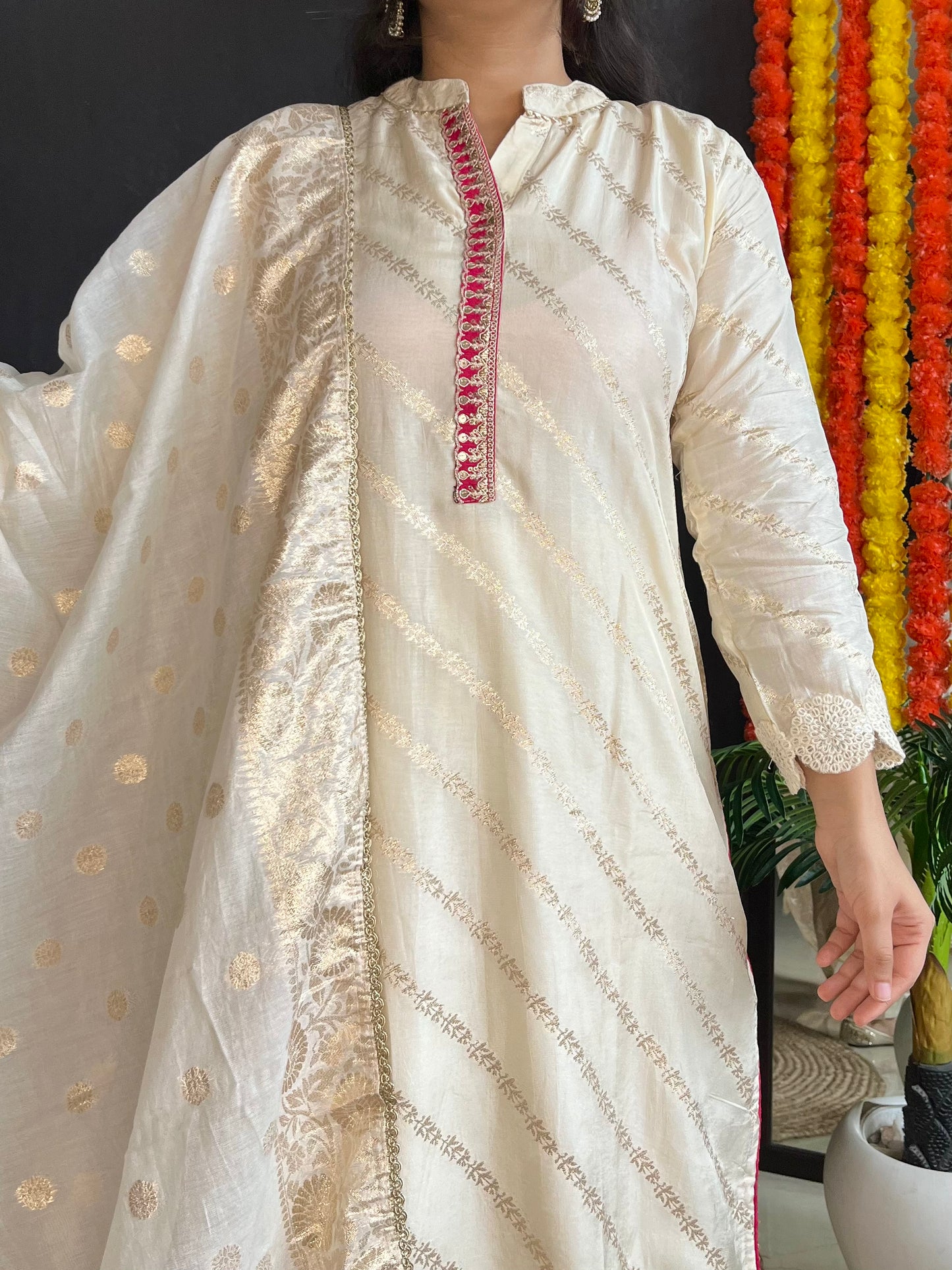Benarsi Ivory set