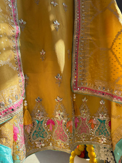 Luxurious Gotapatti Tissue silk suit