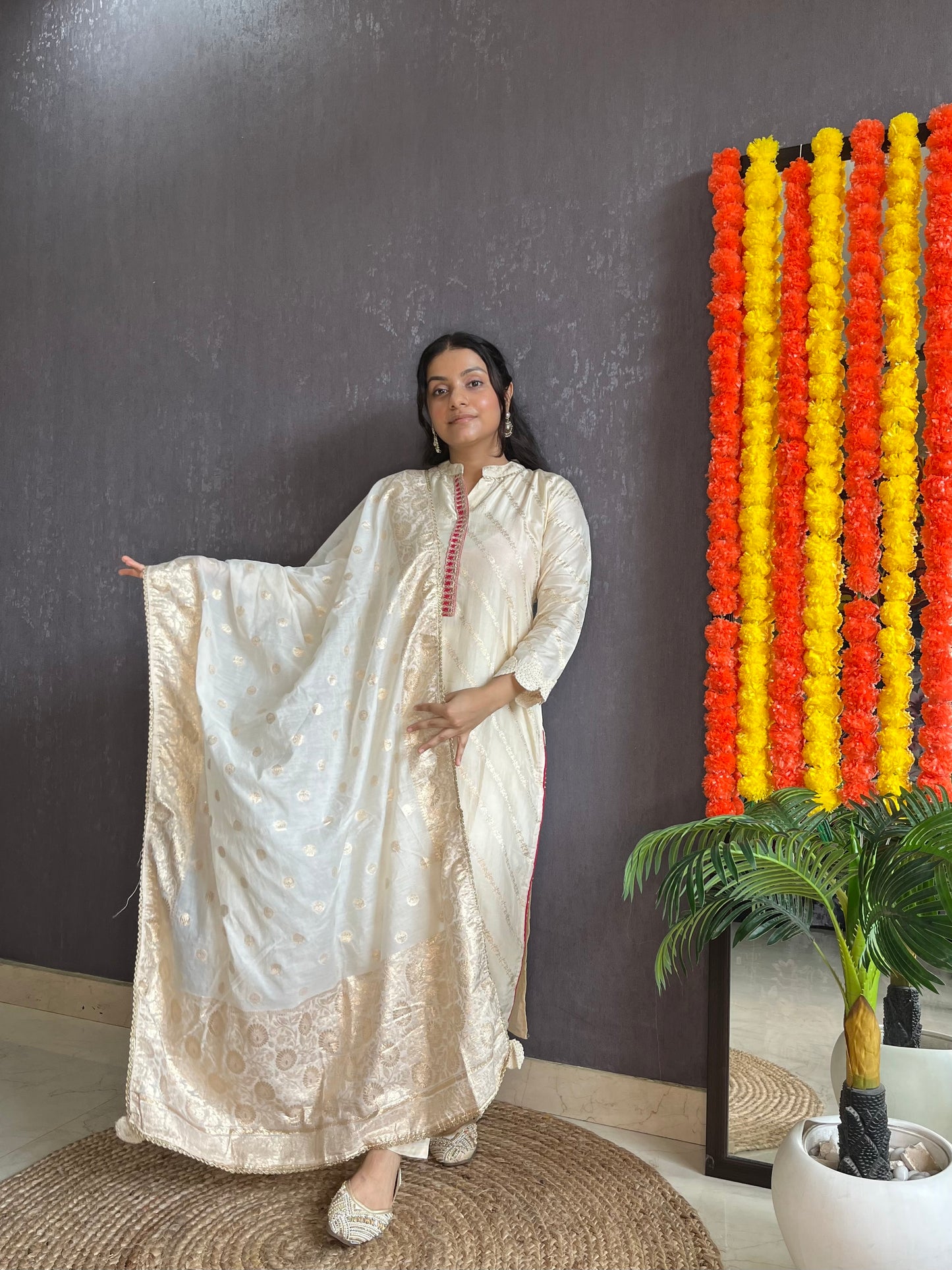 Benarsi Ivory set