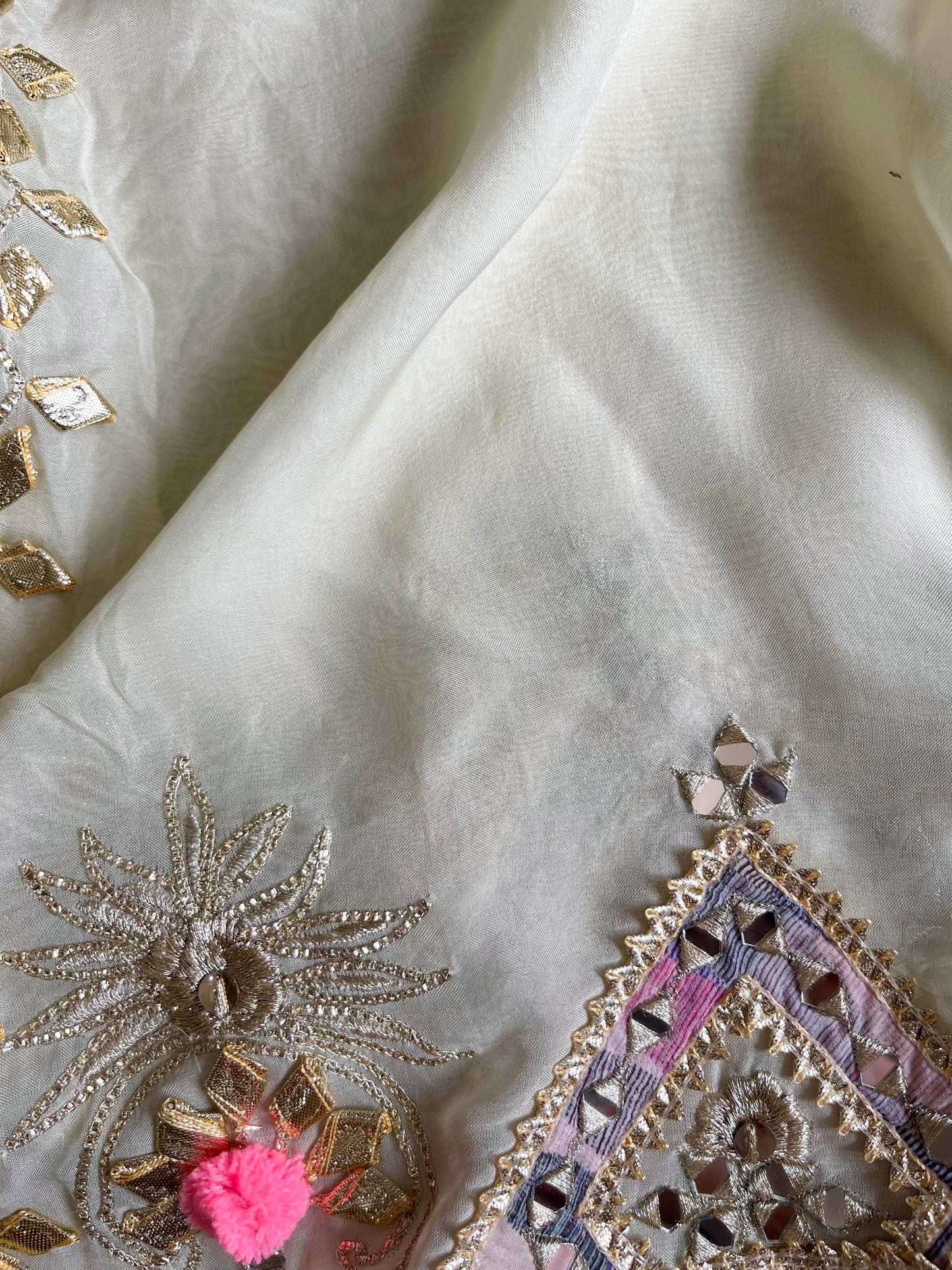 Luxurious Gotapatti Benarsi suit