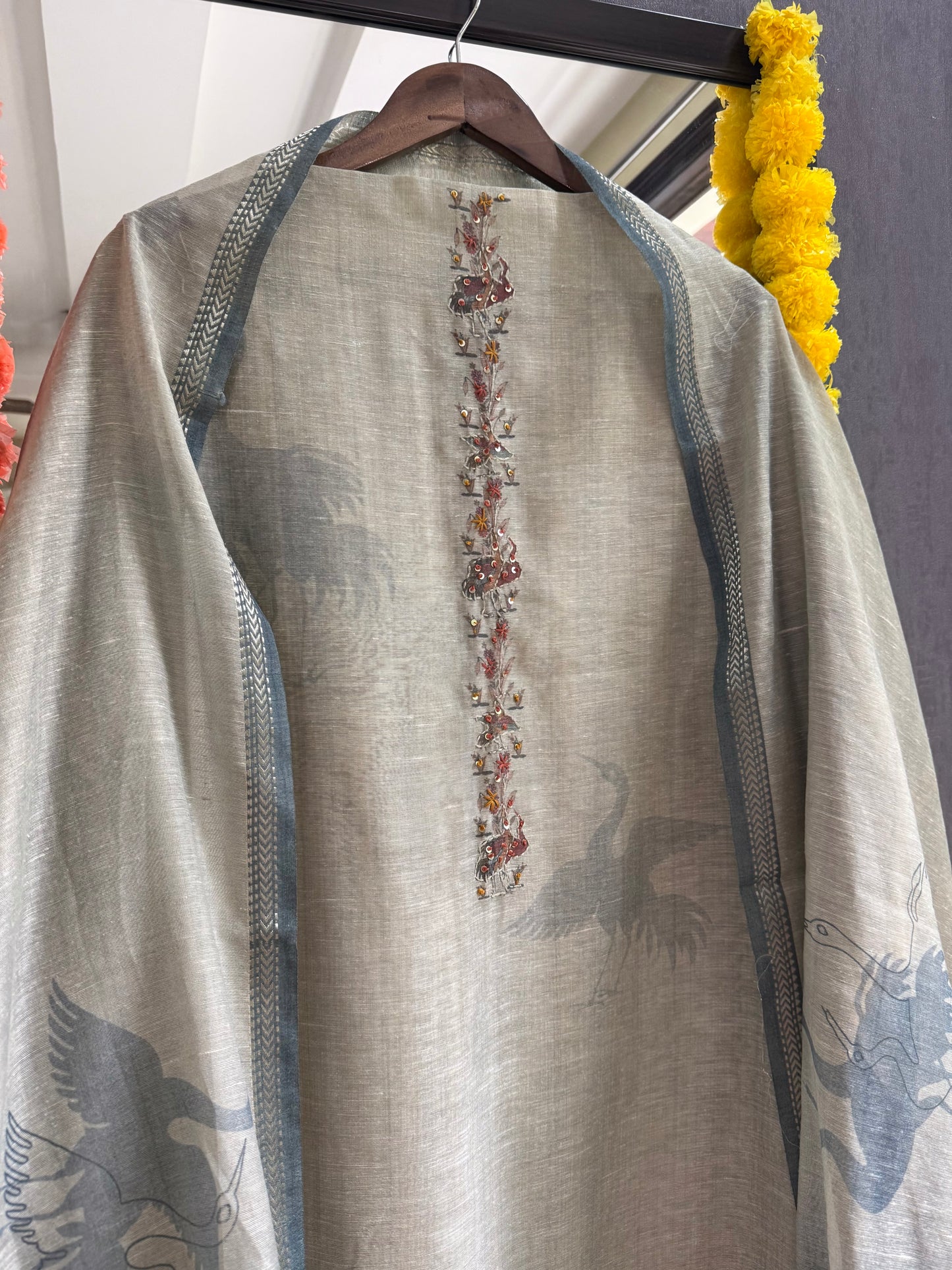 Pure linen birds frenchknot kantha work suit