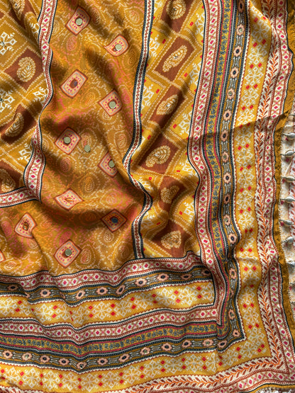 Premium crepe pakistani bandhani suit