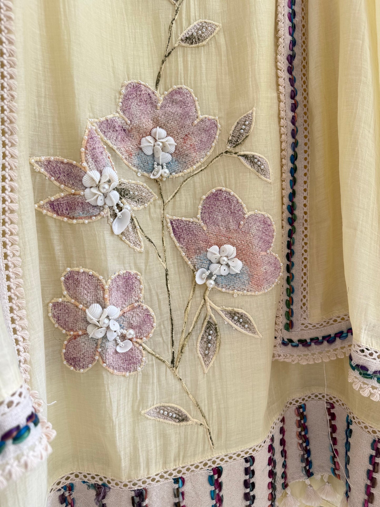 Luxurious Mul chanderi jute handpainted suit